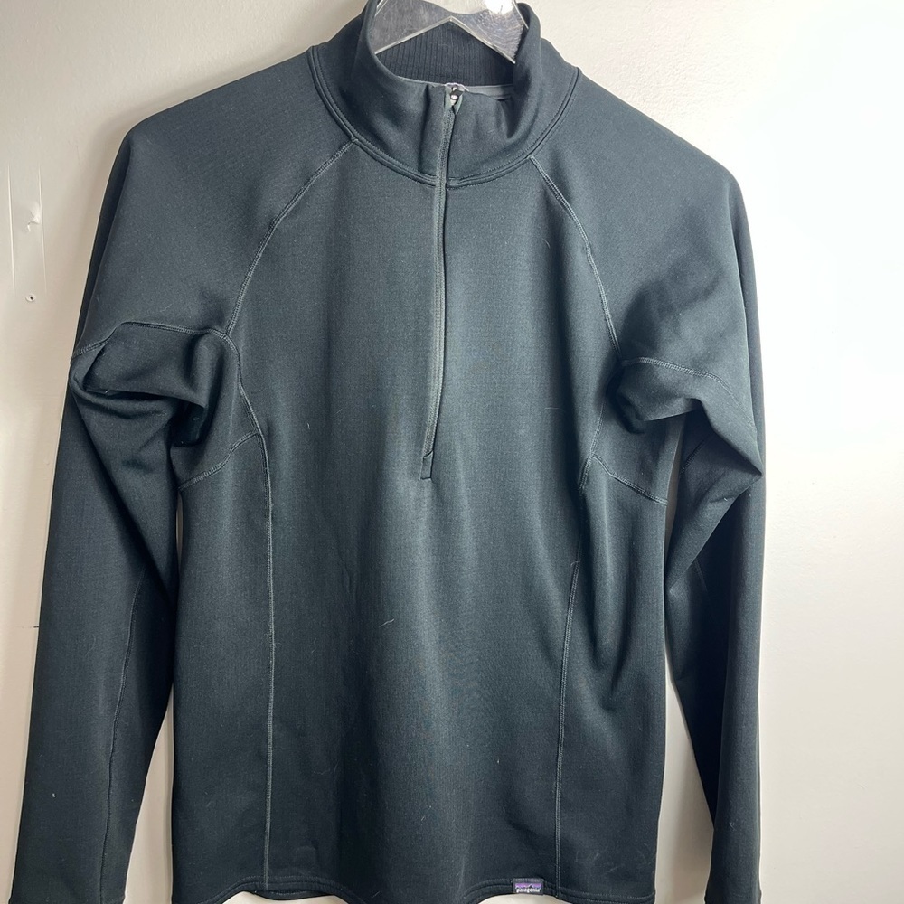 Patagonia Capilene Men's Base layer size small 1777